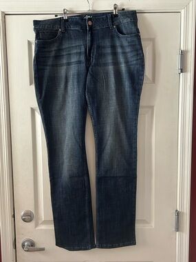 Wrangler Straight Leg Jeans 17/18 x 34 Dark Wash High Rise Plus Size